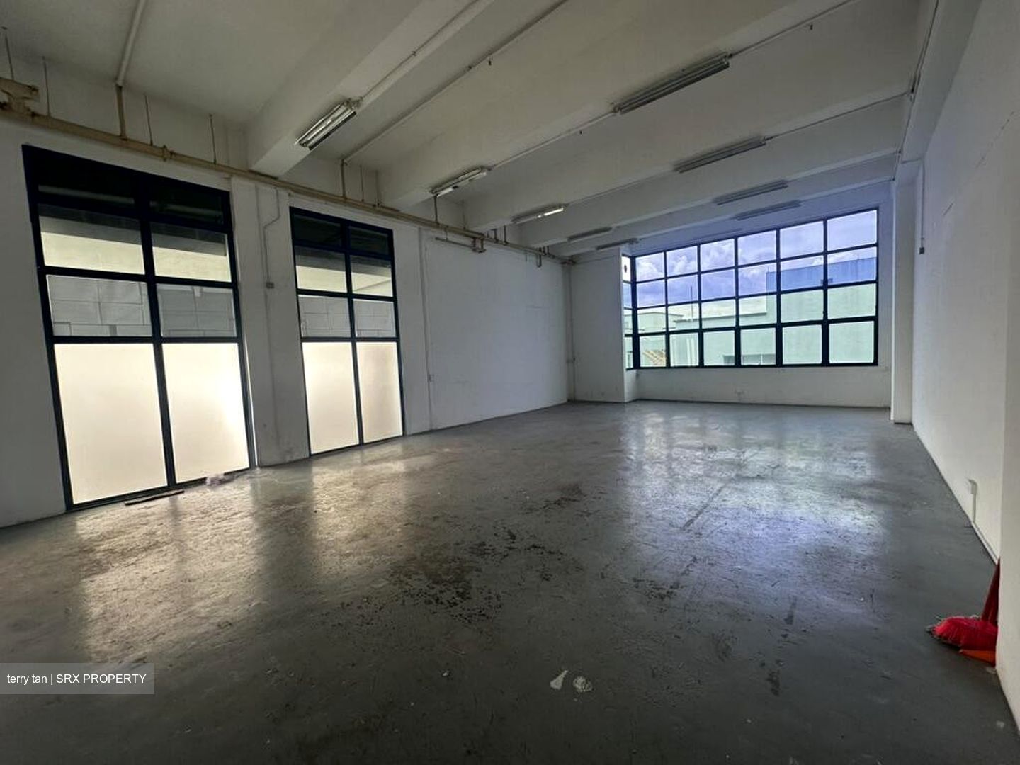 Heng Loong Building (D23), Factory #505627251